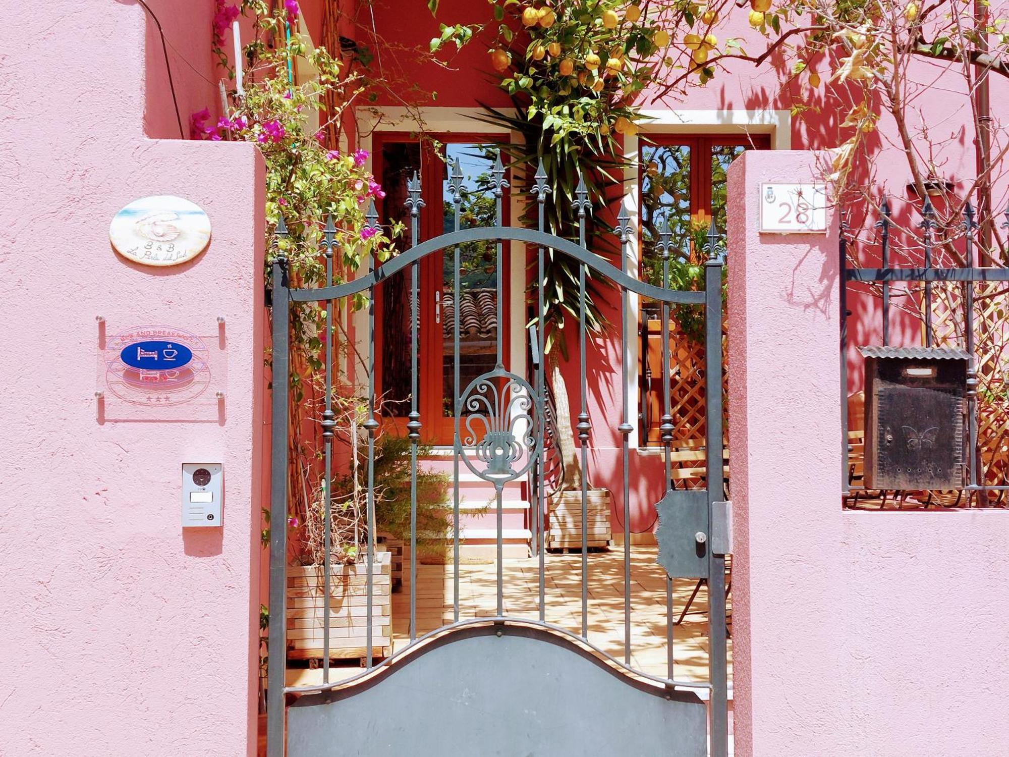 Bed and Breakfast La Perla Del Sud Teulada Exteriér fotografie